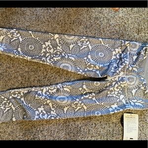 Lululemon rare wunder under crop NWT